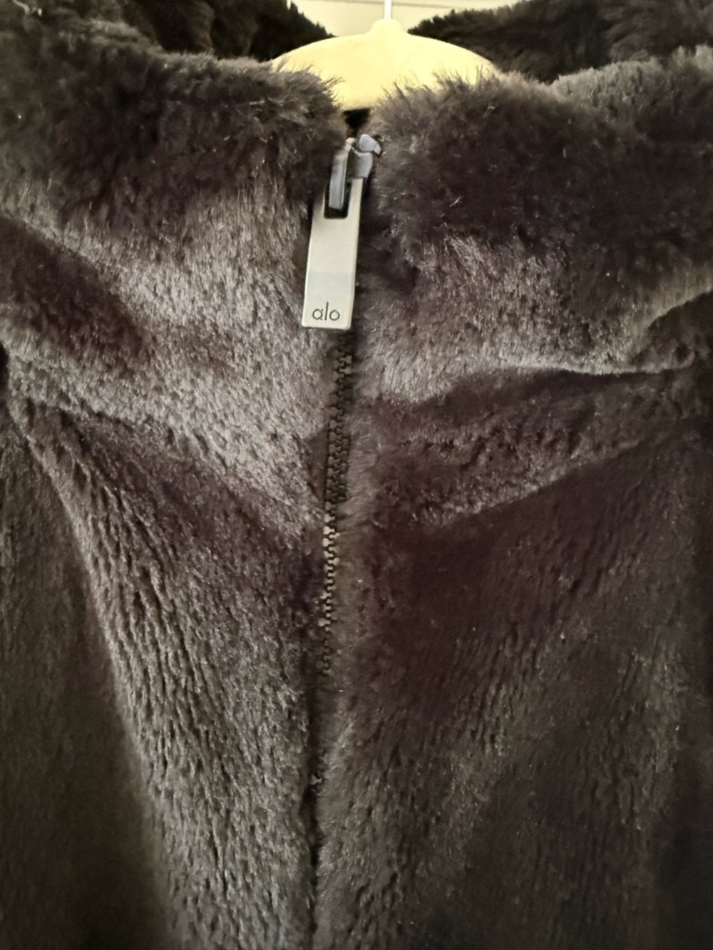 ALO black faux fur foxy jacket - Picture 6 of 16